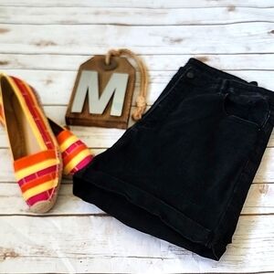 SHEIN Black High Rise Factory Distressed Jean Shorts